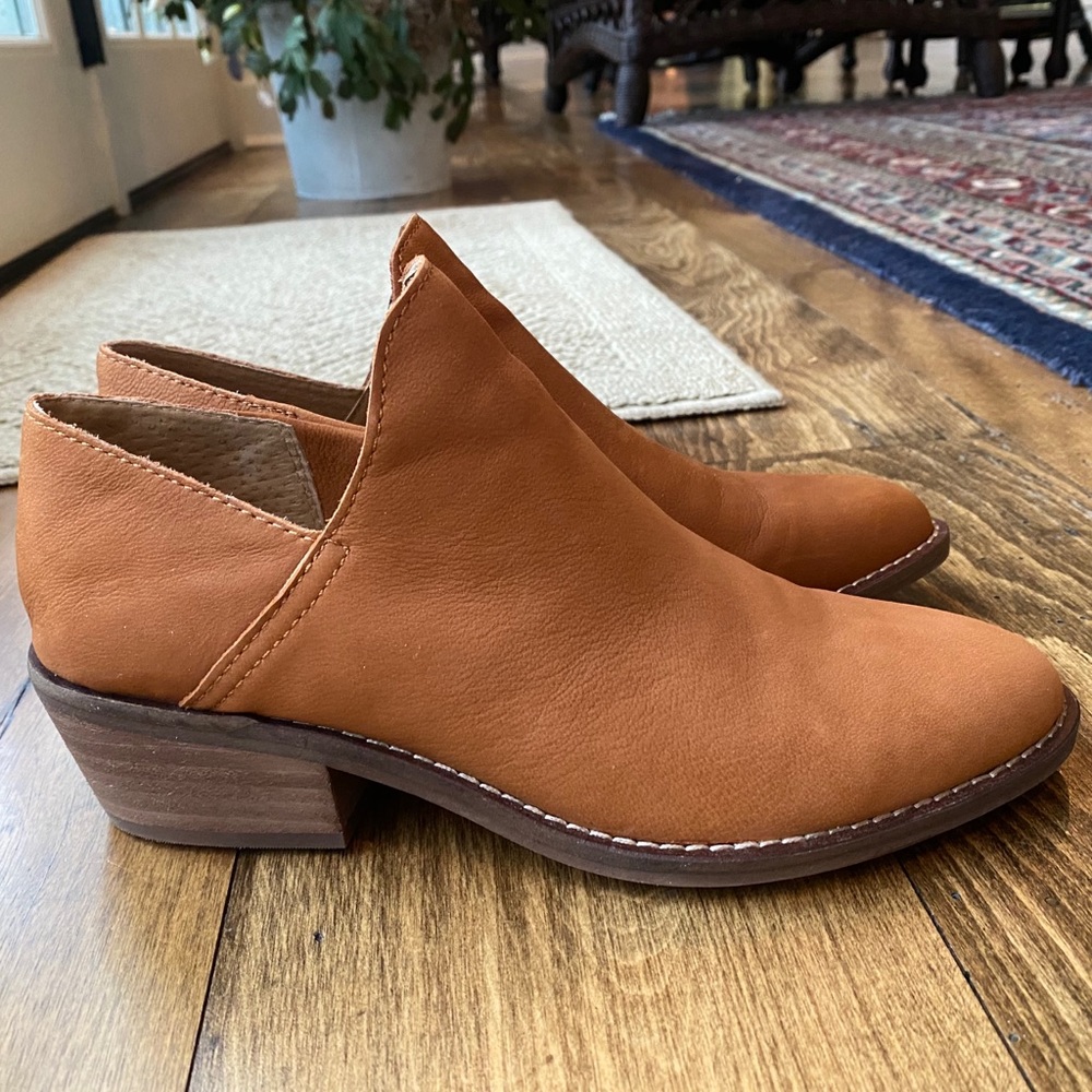 Lucky Brand Ankle Booties